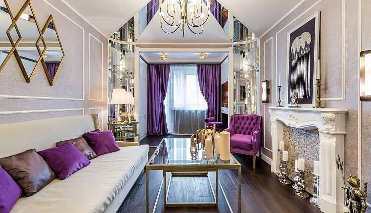 Зал и 150 зеркал