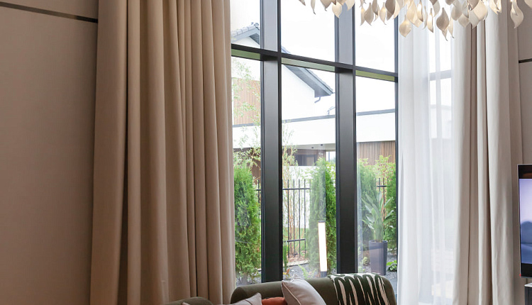 Главный партнёр по свету на выставке Open Village 2025