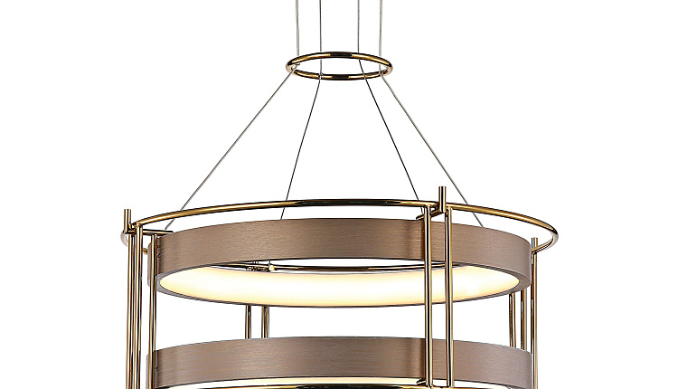 FAVOURITE ПРОВОДИТ БЕЛУЮ ПЯТНИЦУ