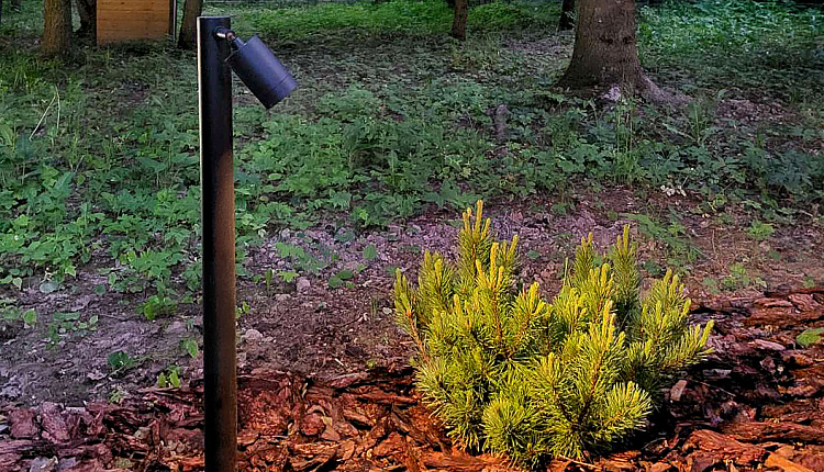 Реализация проекта уличного освещение в одном из загородных домов Подмосковья