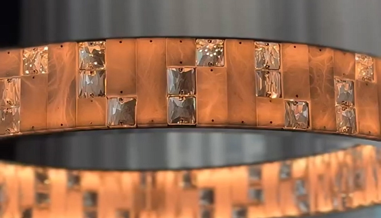 Световой акцент Favourite в интерьере ресторана SHATÉ